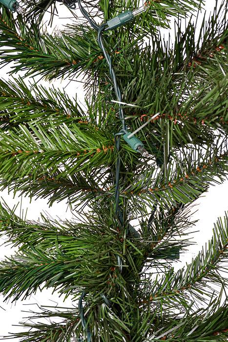 9ft X 12" Deluxe Evergreen Garland W/Lights Green