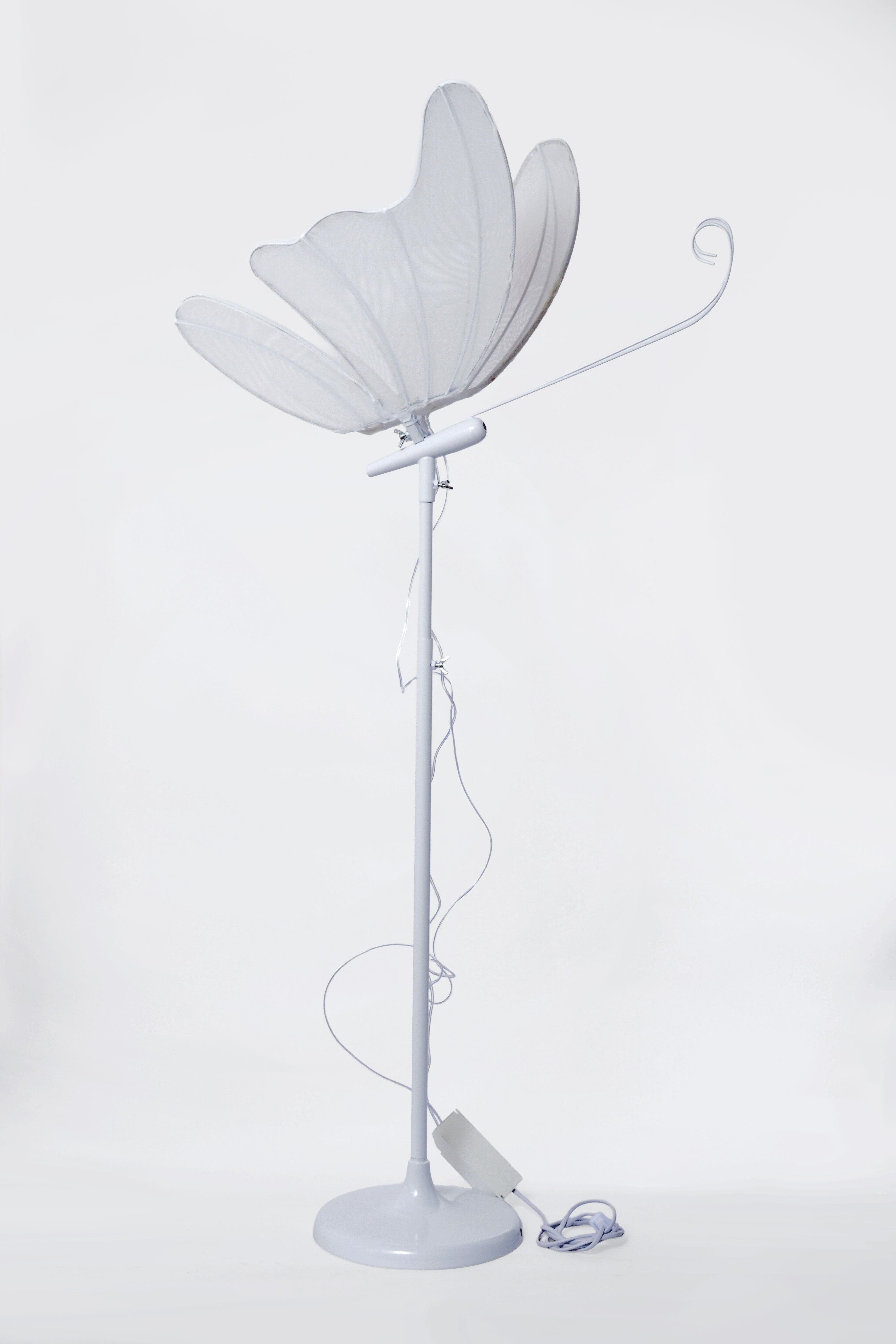 18"& 24" Lamp Butterfly Stand St2