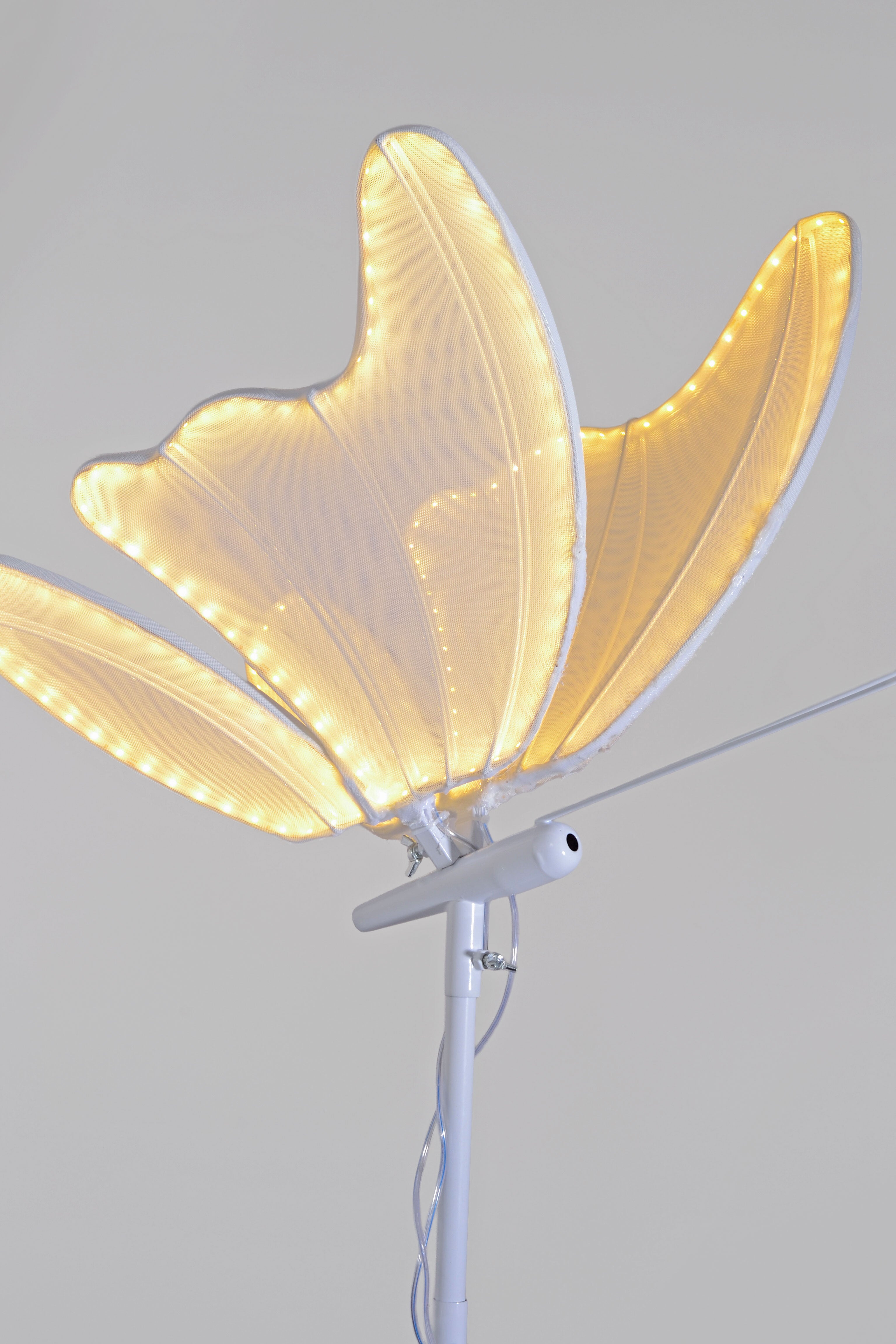 18"& 24" Lamp Butterfly Stand St2