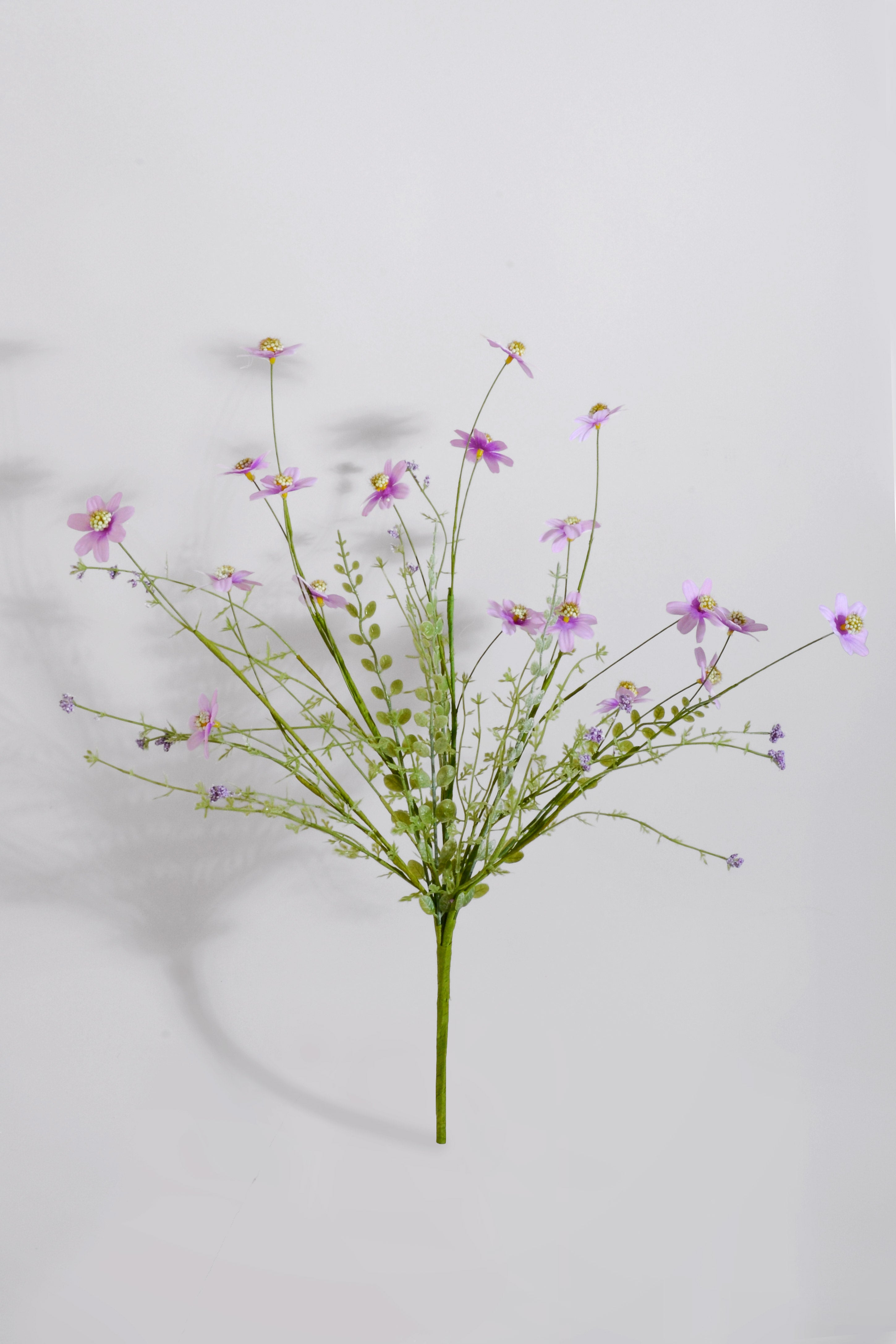 22" Silk Wild Daisy Bush Lavender