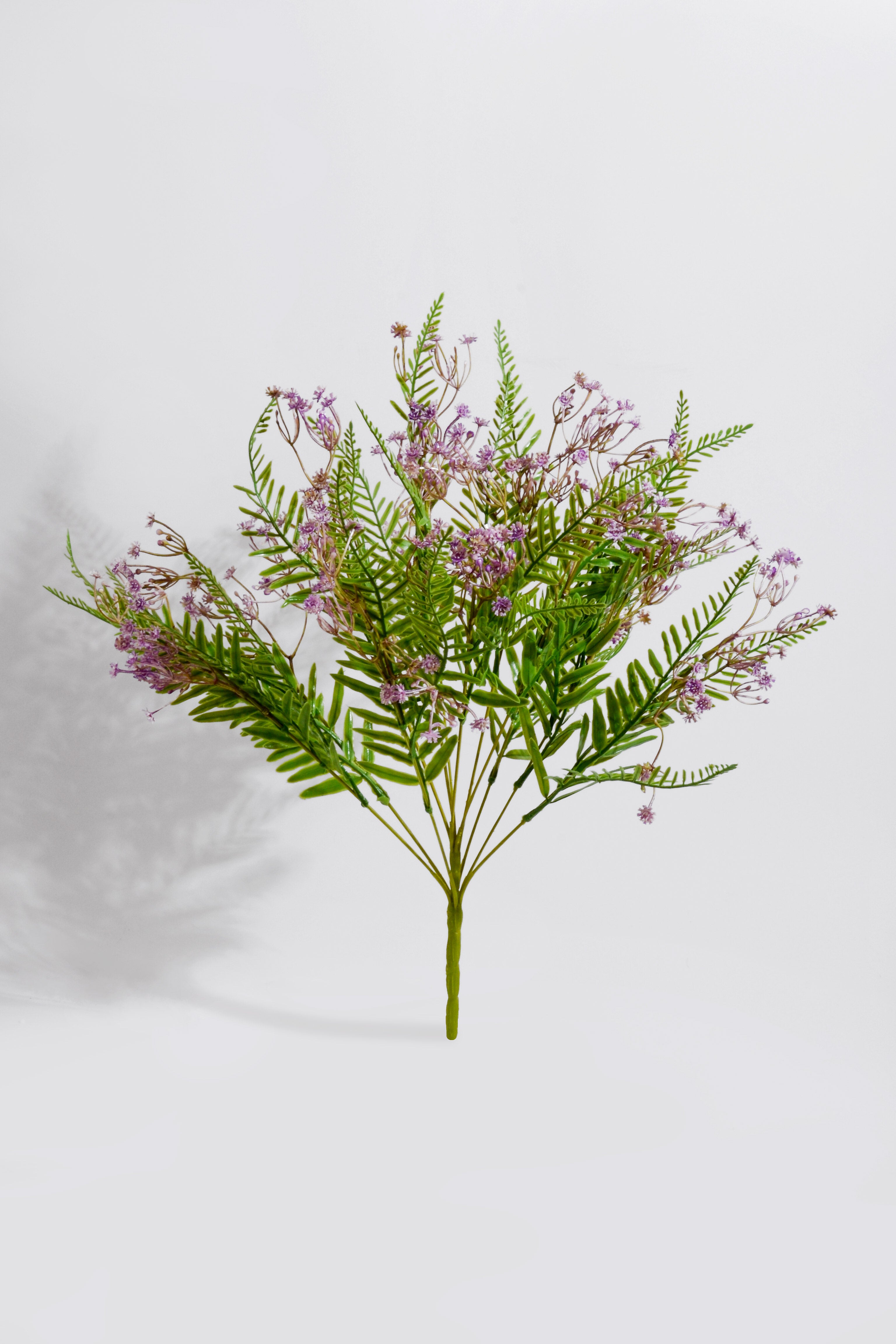 21" Plastic Gypso Fern Bush Lila