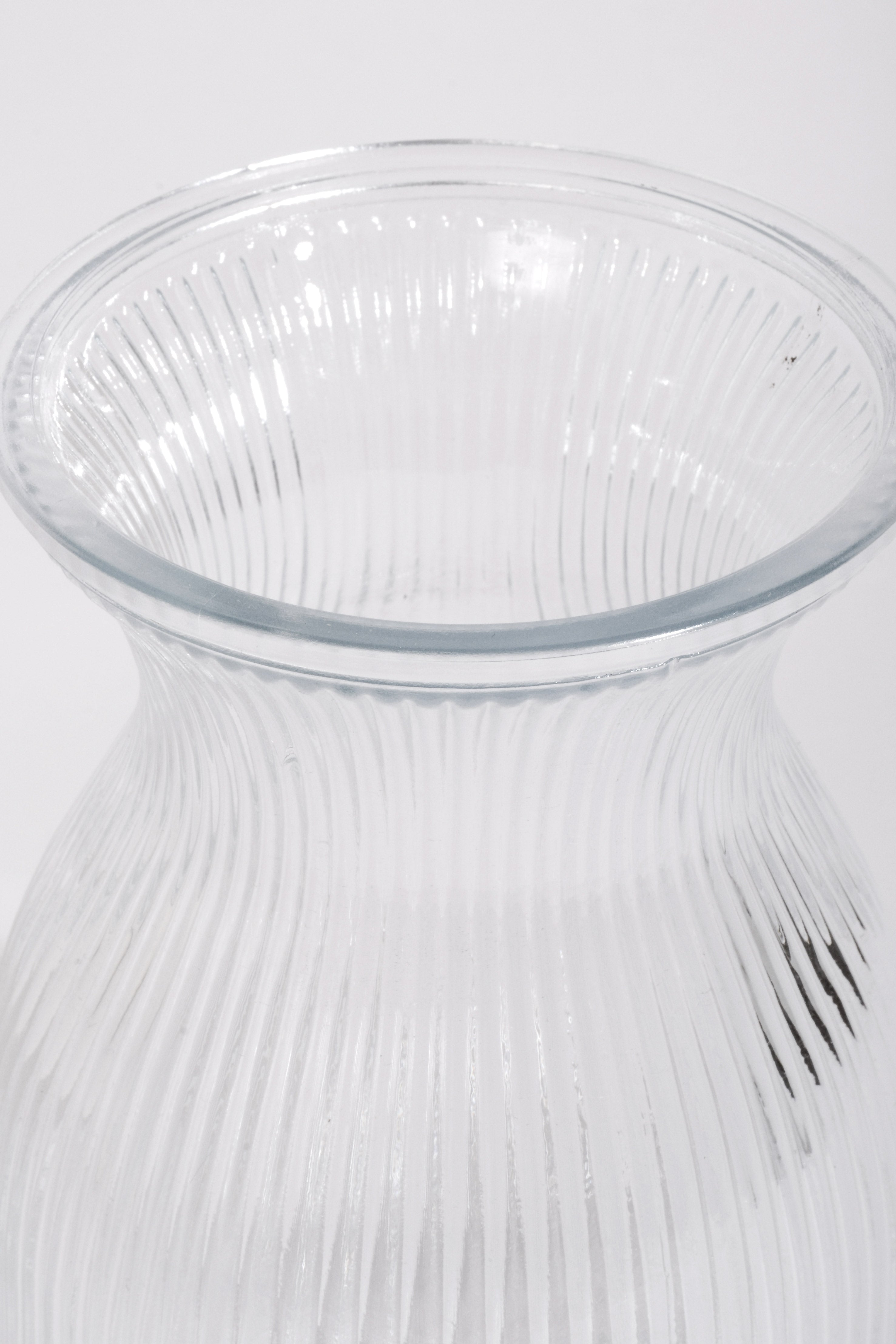 4" X 7.5" Glass Striped Vase Clear