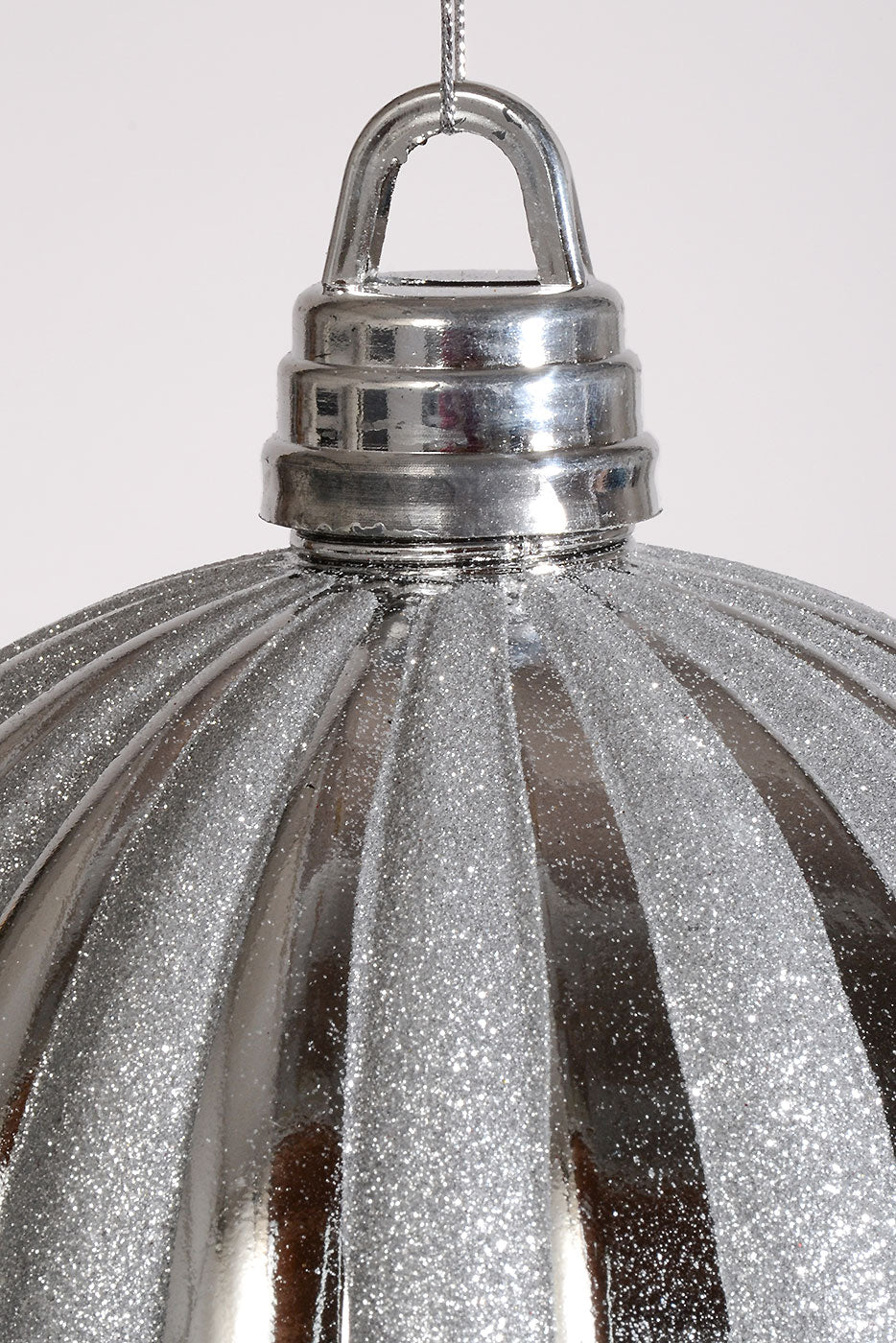 250Mm Plastic Shiny Pumpkin W/Glitter Ornament Silver