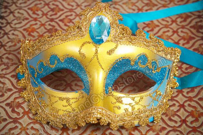 7" X 5" Beauty Mask W/diamonds Gold/light Blue Pkg/6