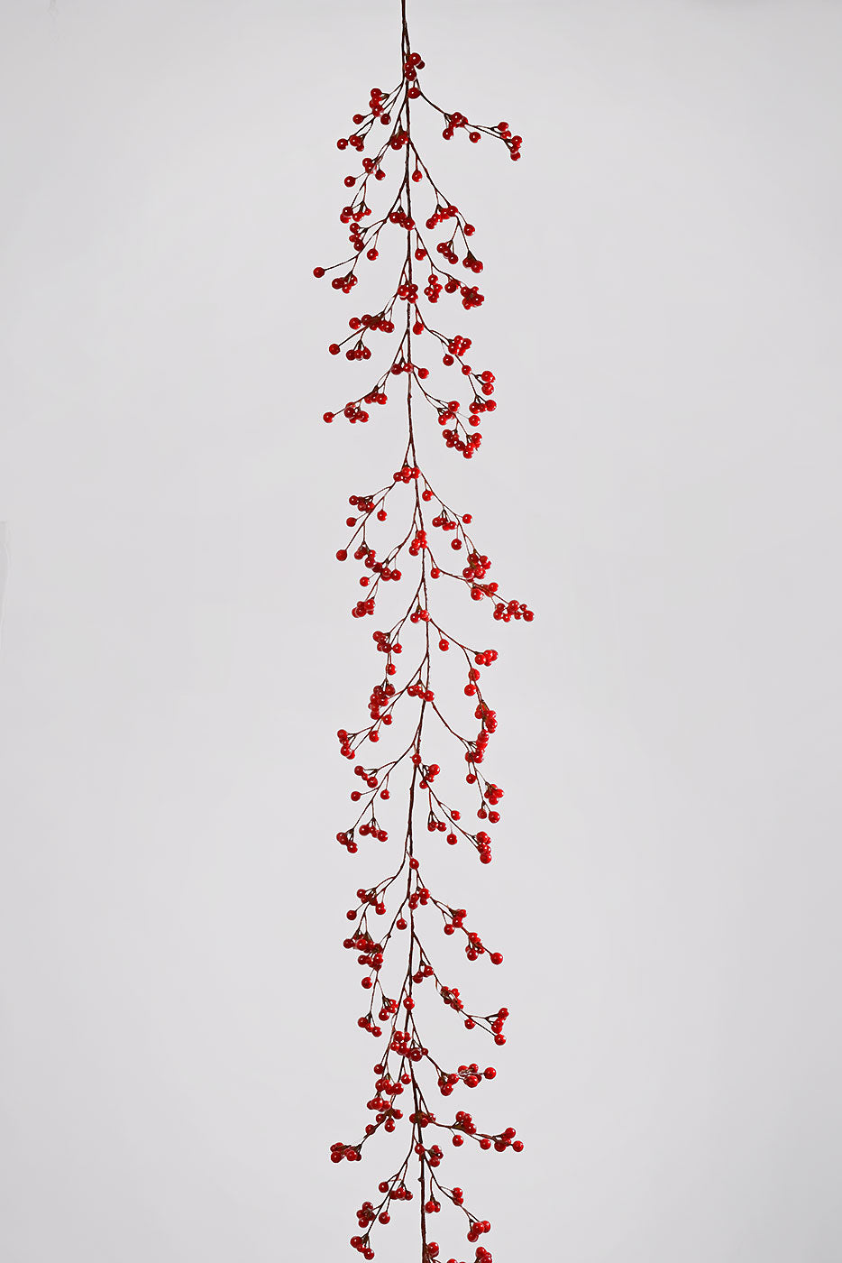 6FT Plastic Berry Garland Red