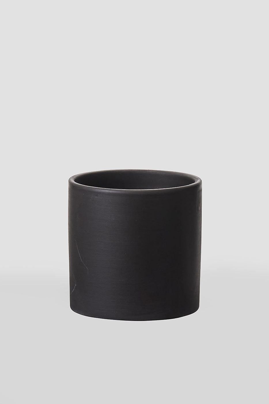 4.25" X 4.25" Cercle Pot Black