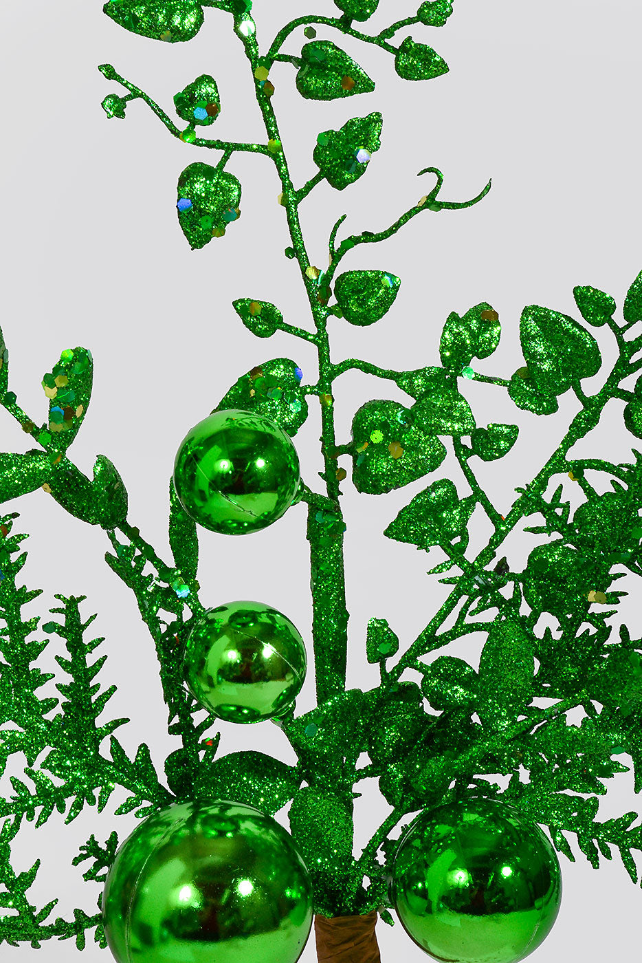 18" Glitter Ball Berry Spray Green