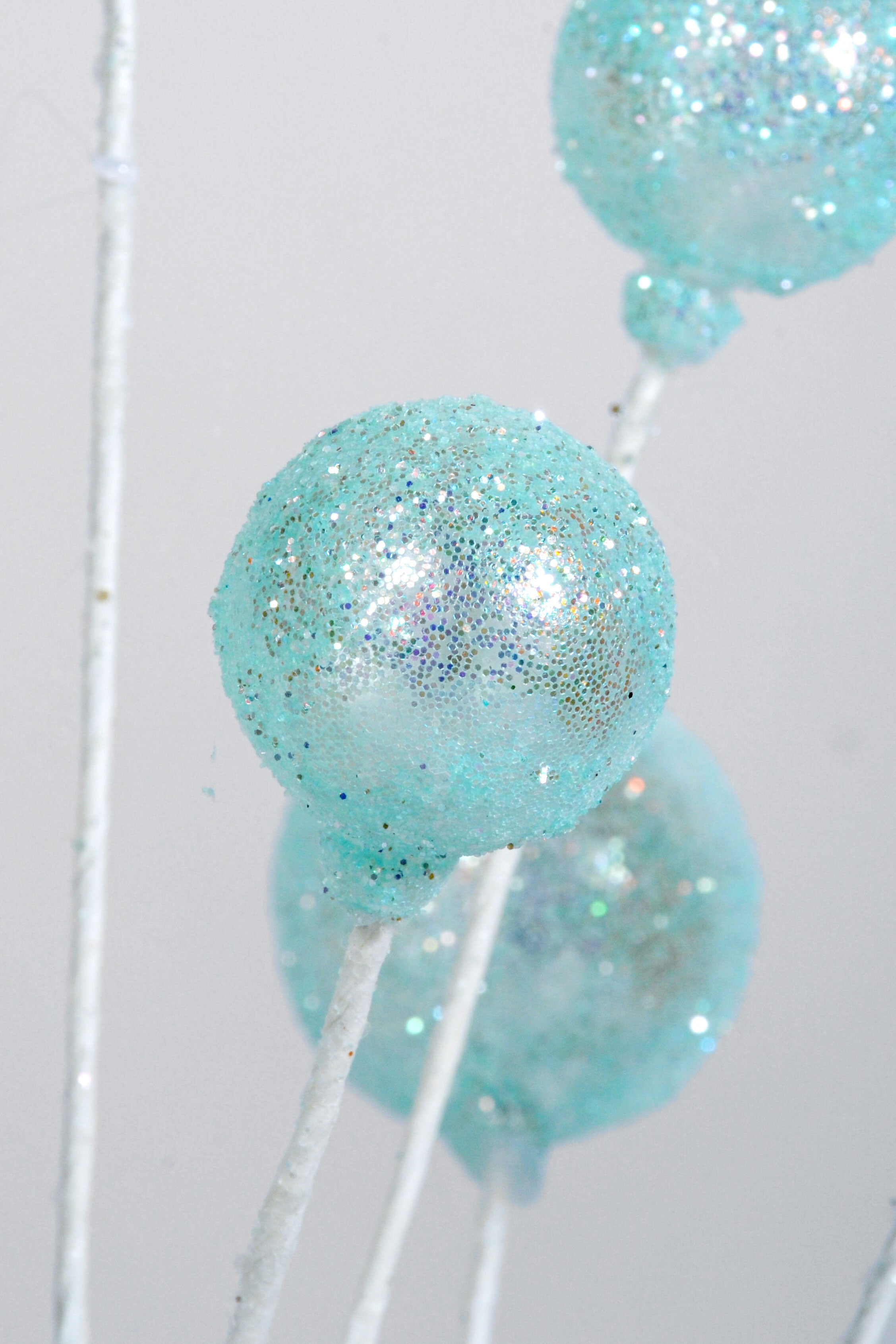 21" Glitter Sugar Ball Spray Blue