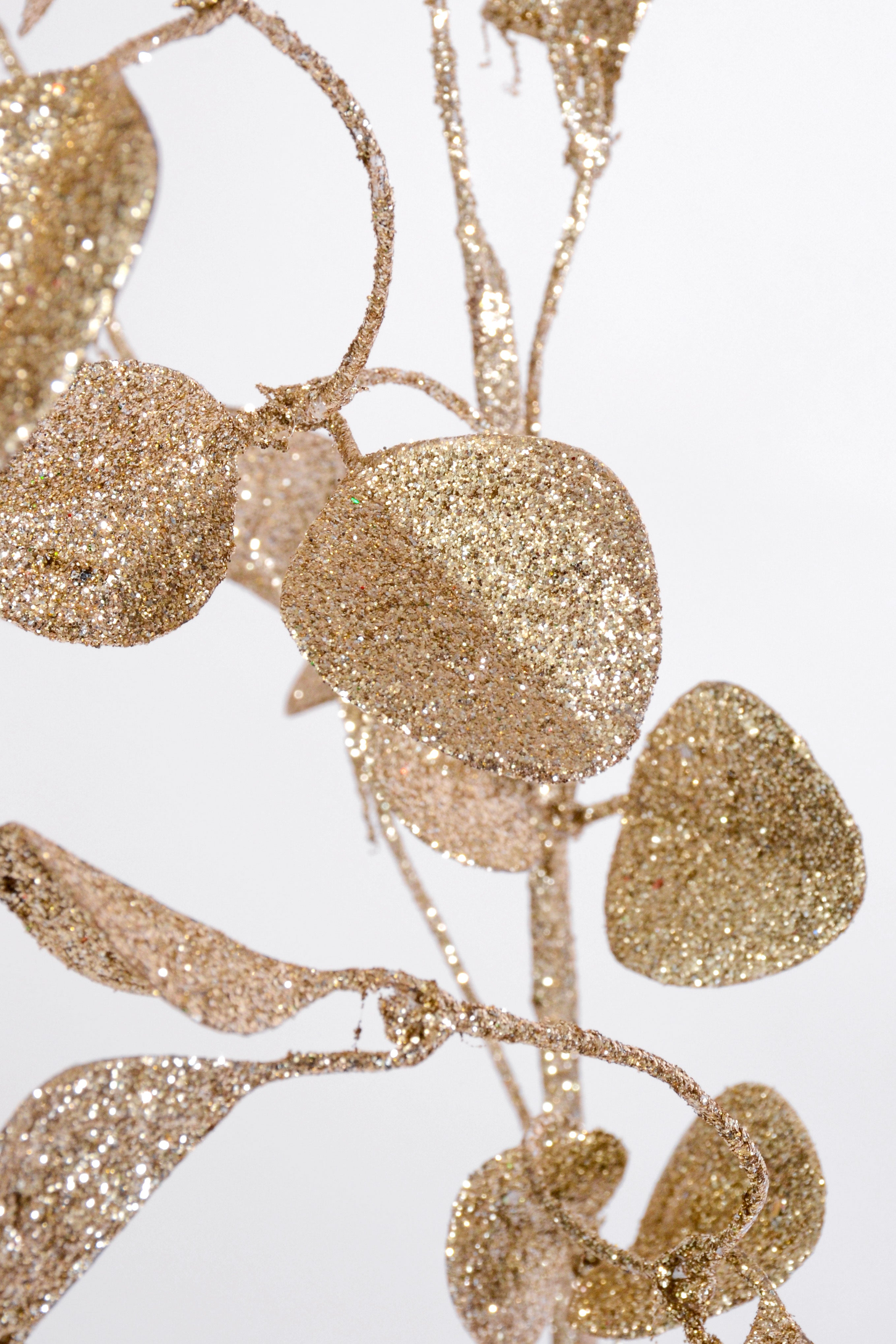 36" Glitter Leaf Spray Platinum