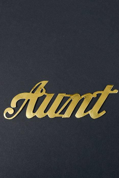 1.75" Large Paper "aunt" Gold Pkg/10