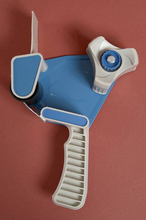 Metal & Plastic Tape Dispenser (2" Tape)