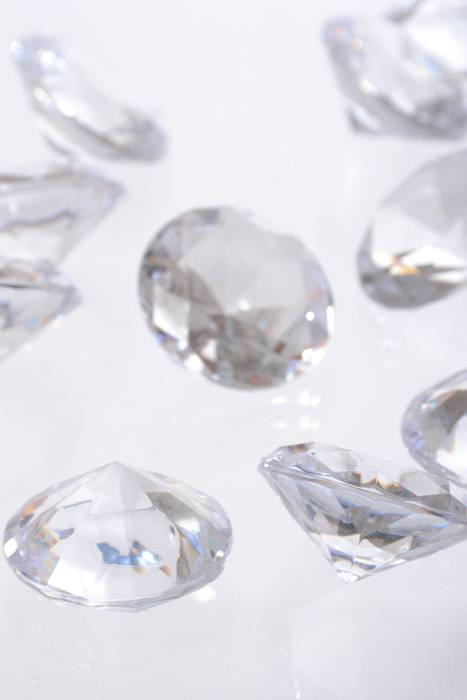 40mm Acrylic Diamond Clear Pkg/1lb