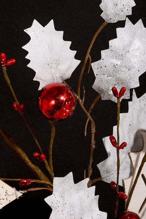 17" Holly Ball Pick Red/White