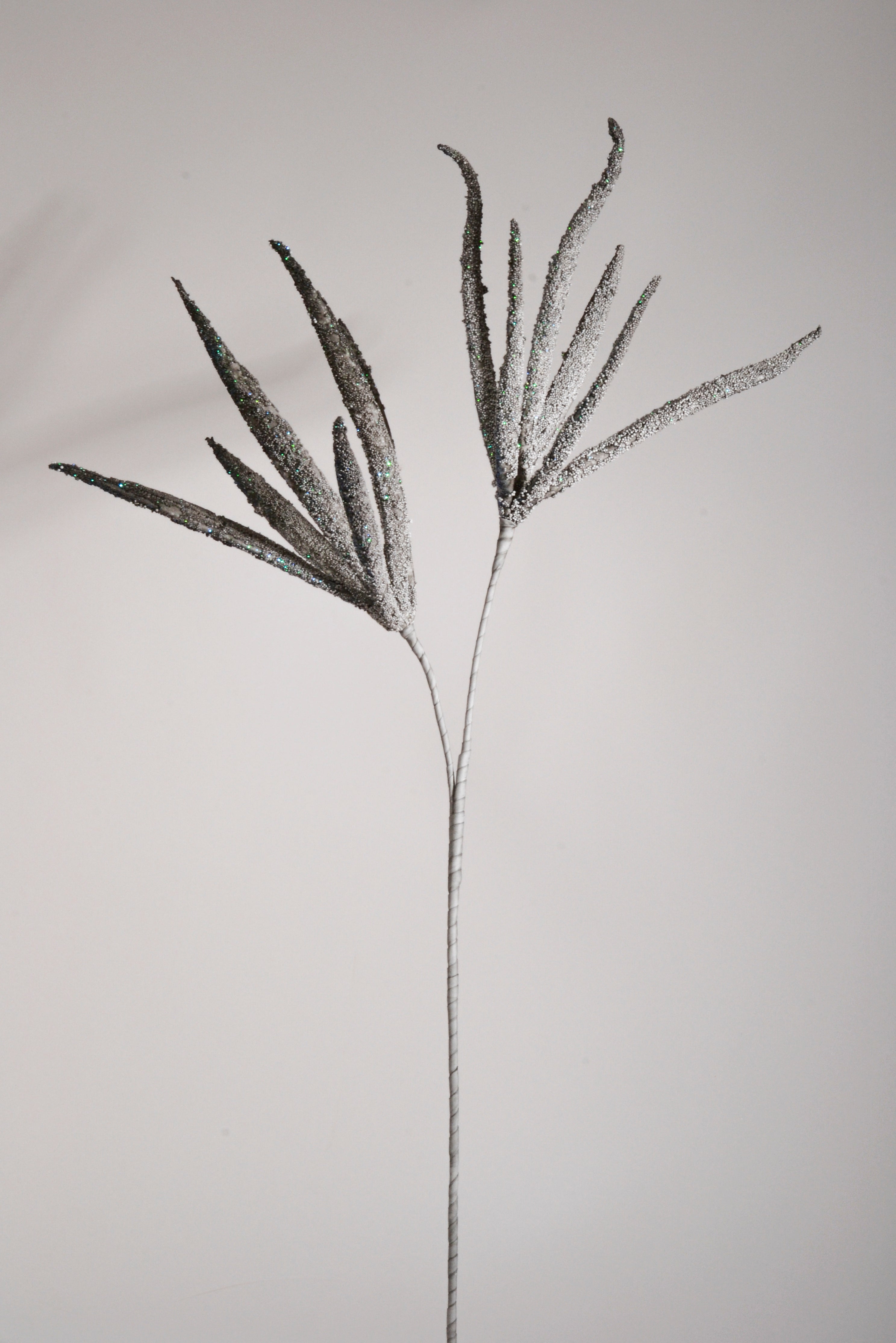 40" Foam Grass Spray W/Glitter Grey