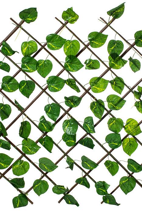 47.5"x 66" Everygreen Stretchable Fence Screen Green