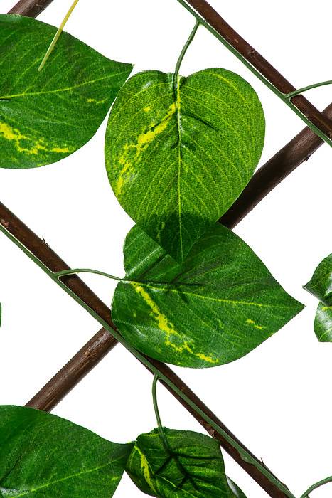 47.5"x 66" Everygreen Stretchable Fence Screen Green