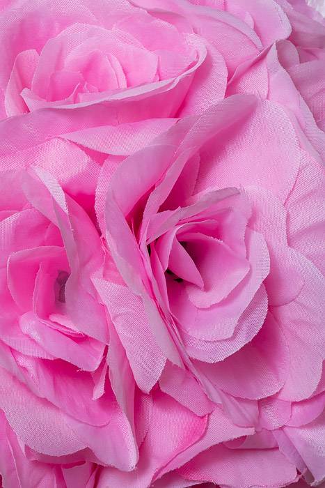 10" Rose Ball W/ribbon Pink