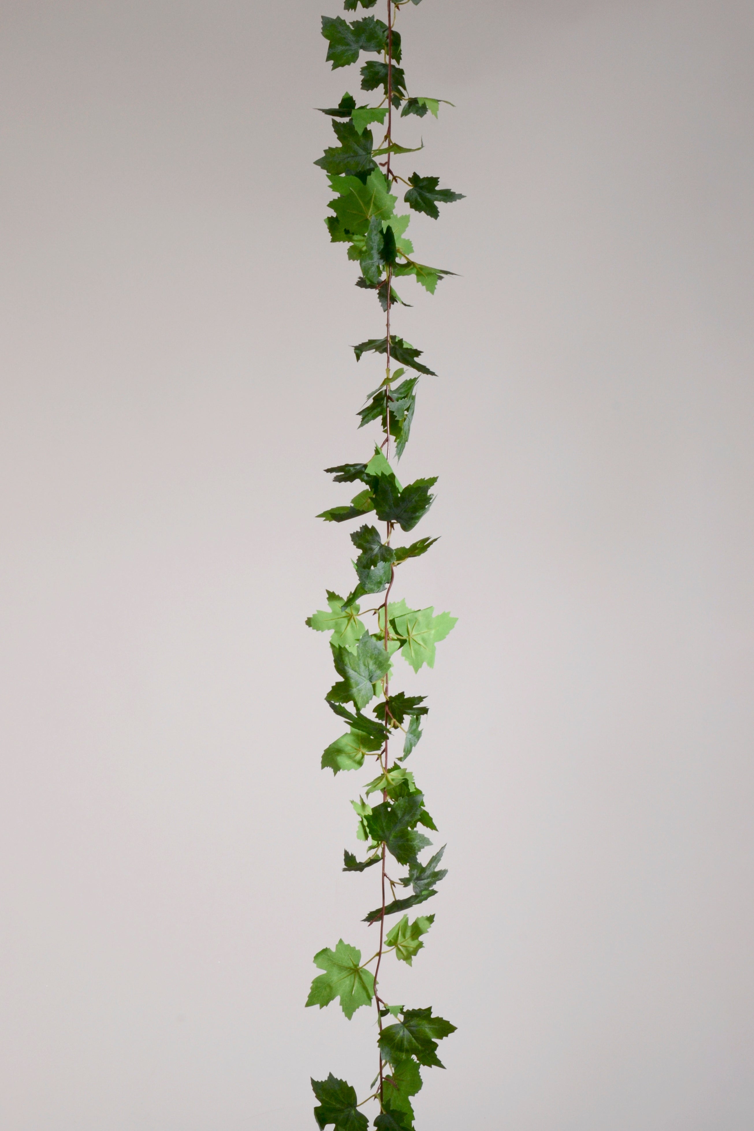 5.9Ft Maple Leave Garland Green