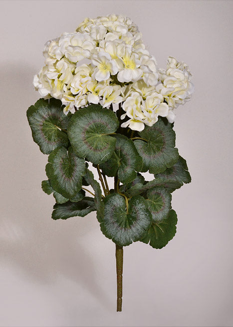 17" Silk Geranium Bush White