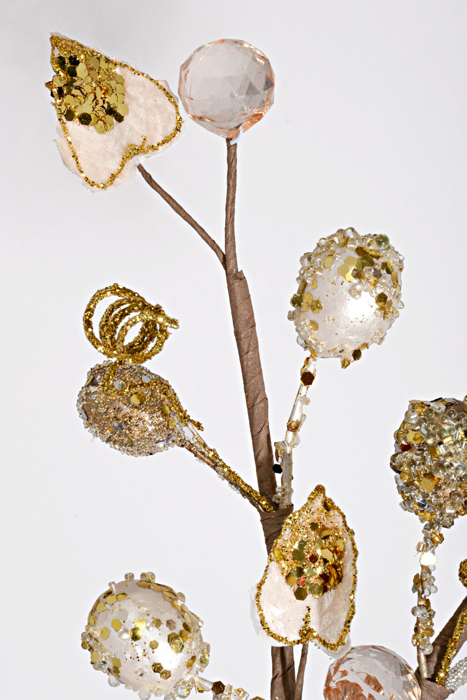 27" Jewel with Crystal Berry Spray Ivory Gold