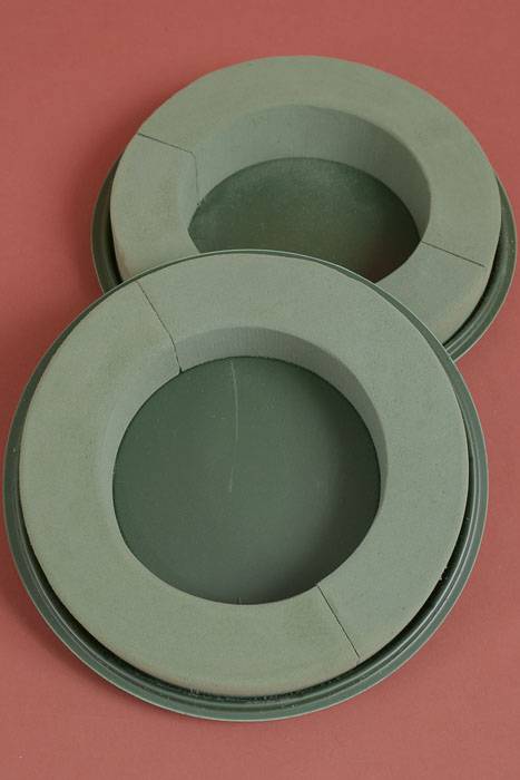 11" Round Design Oasis Ring Green Set/2