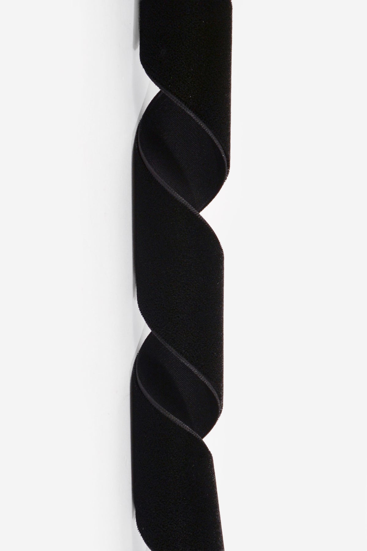 1.5" X 5Yds Black Woven Vintage Velvet Ribbon