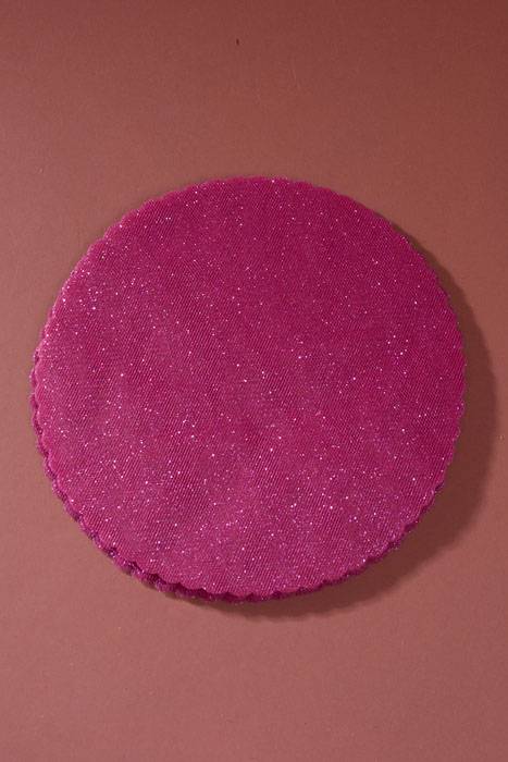 9" Scallope Round Tulle W/glitter Hot Pink Pkg/50