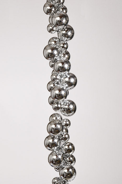 8Ft Shiny Ball Garland Silver