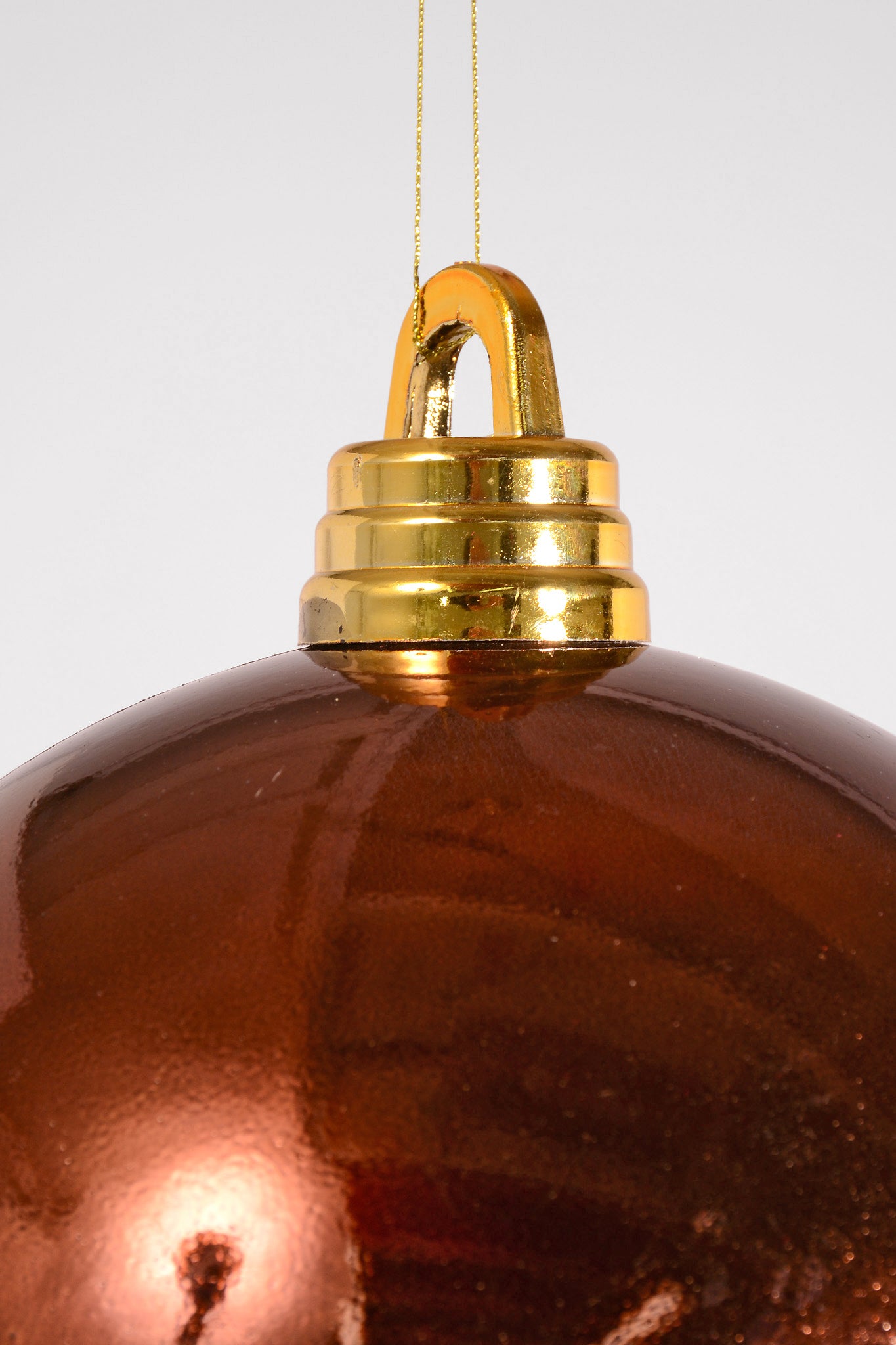 250Mm Shiny Plastic Ornament Ball Ornament Brown