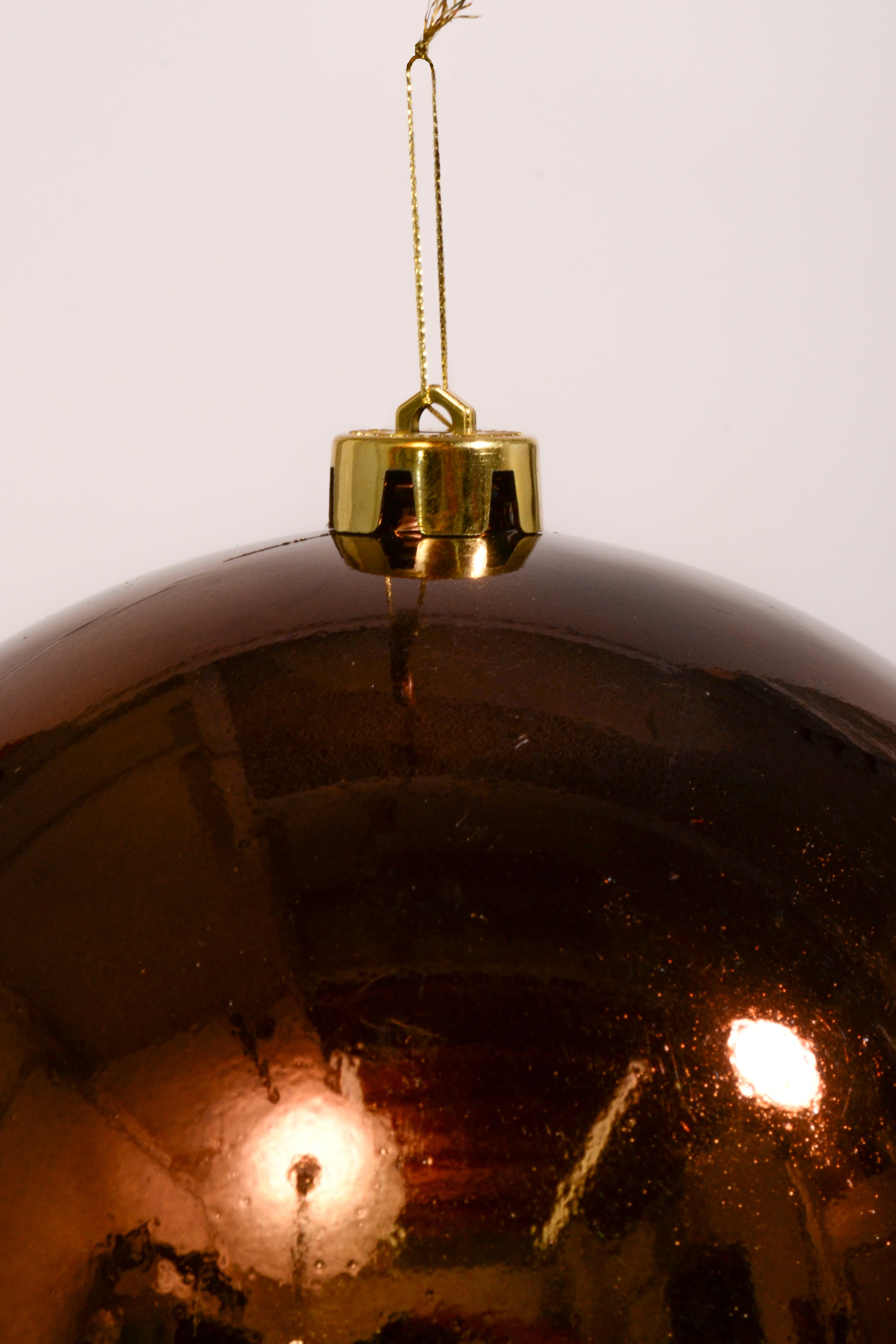 200Mm Shiny Plastic Ball Ornament Brown