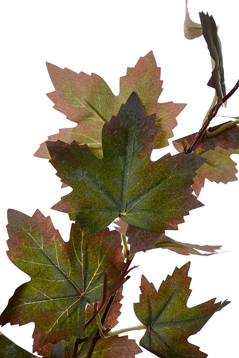 30.75" Maple Leaf Spray Green