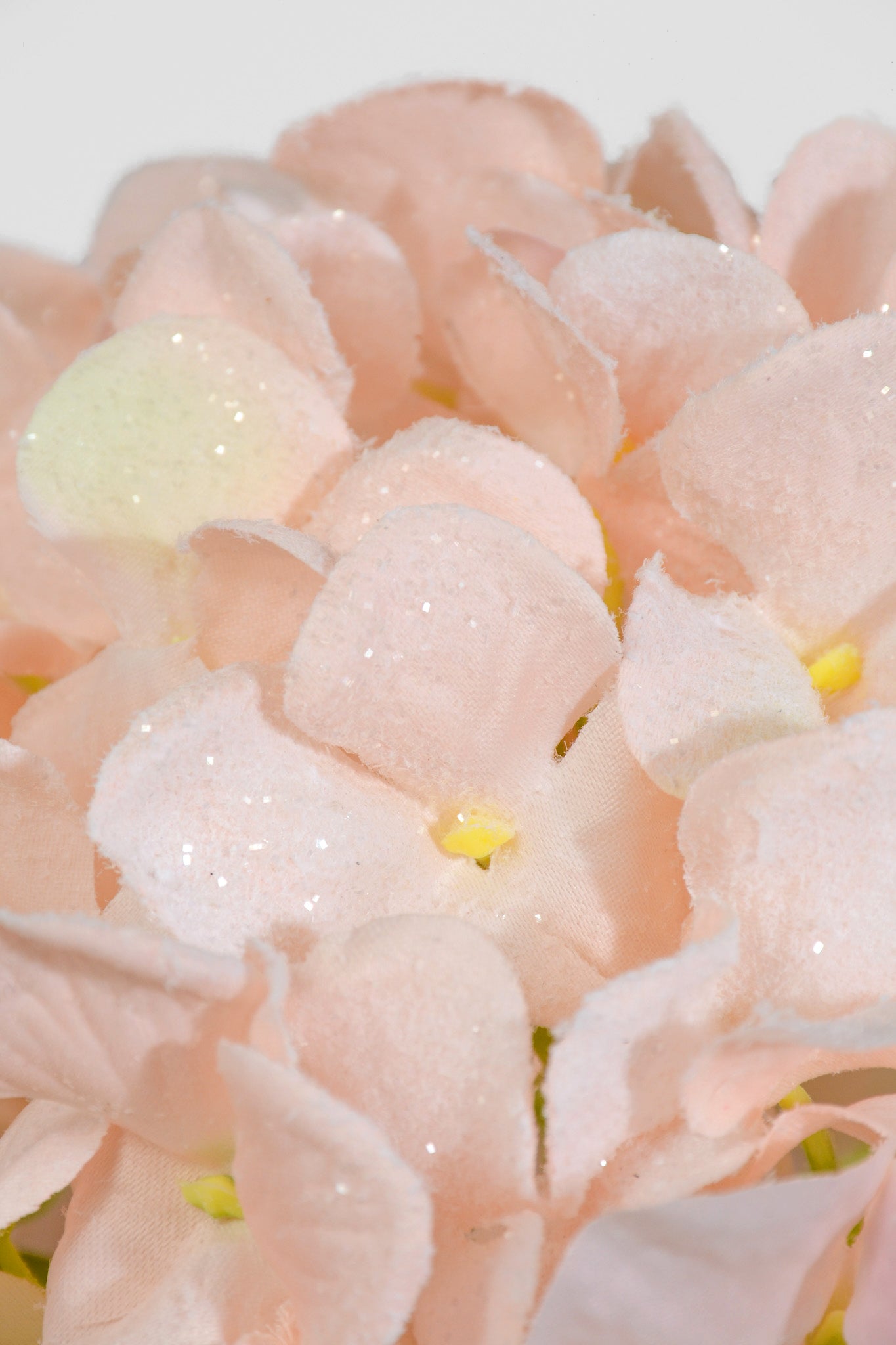 27" Hydrangea W/Snow Pink