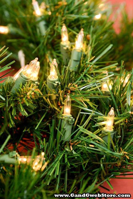 24" Charleston Wreath W/100 Lights Green