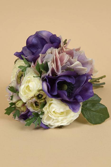 11" Hydrangea/ranunculus/anemone Bouque Purple/lavender