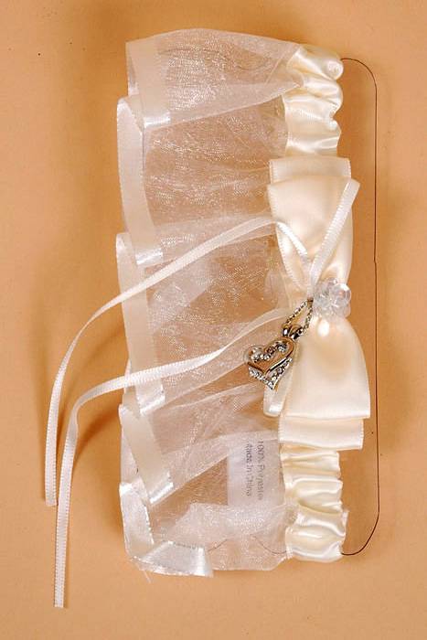 Garter W/double Heart Ivory