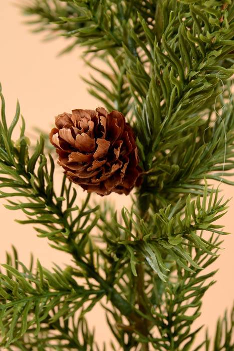 6ft Plastic Spruce W/pine Cones Garland Green