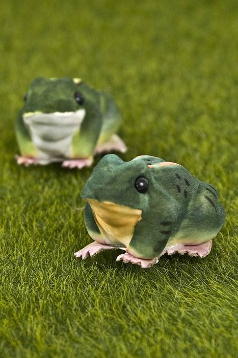 2.5" Craft Frog Green Pkg/12