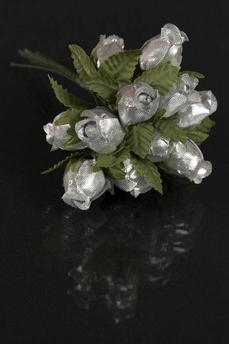 4.5" Rosebud Poly Stem & Leaf Silver Pkg/12