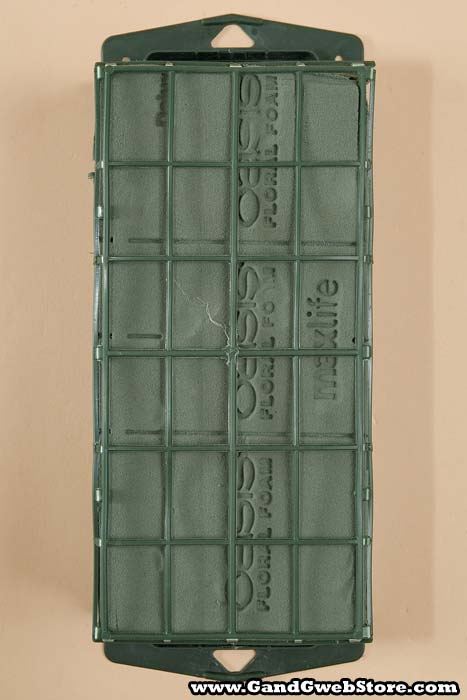 9" X 4.5" X 3" Tribute Cage Holder