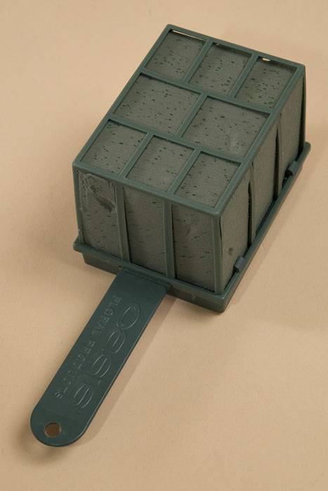 3" X 4.25" X 3.25" Floracage Holder