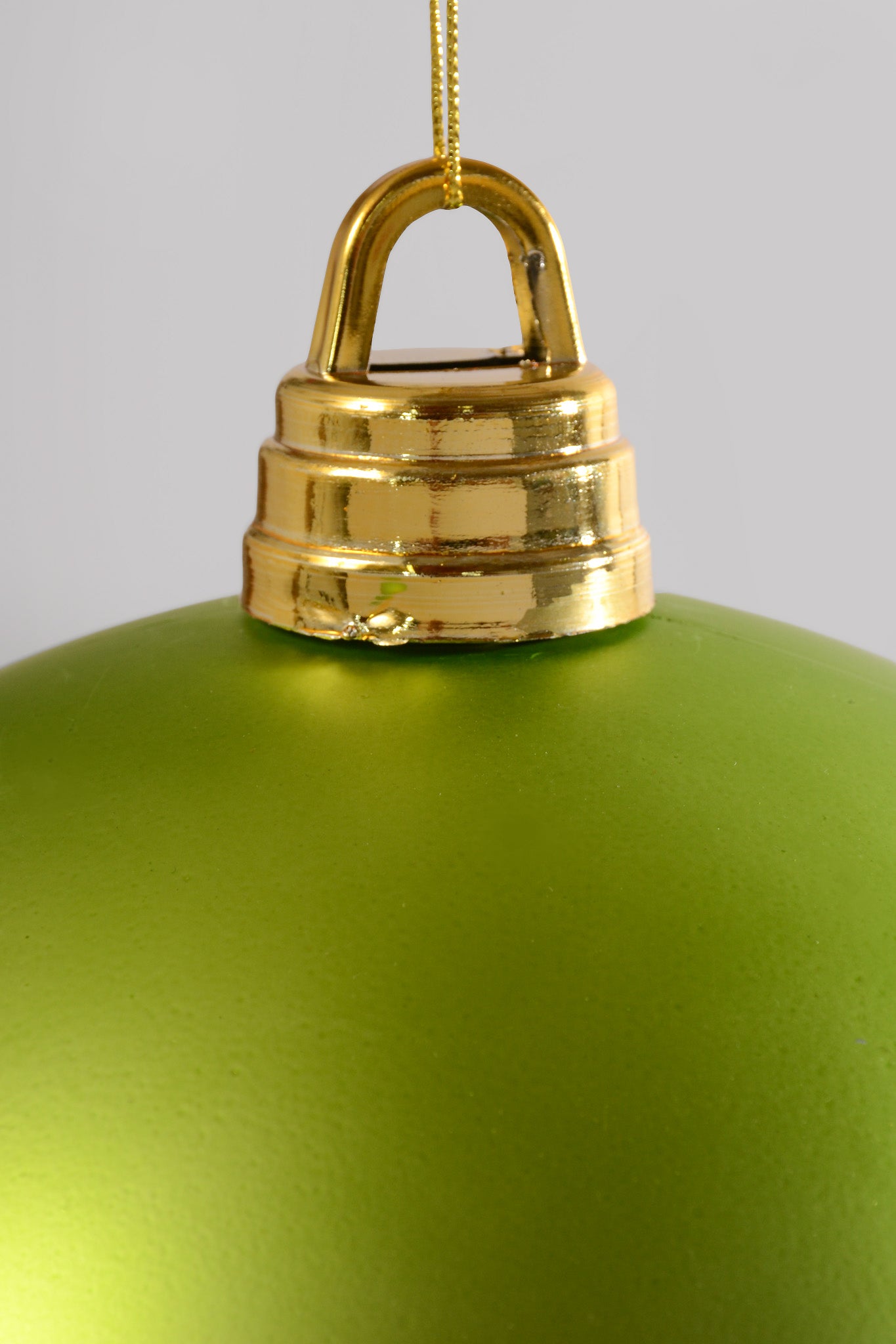 300Mm Matt Plastic Ball Apple Green