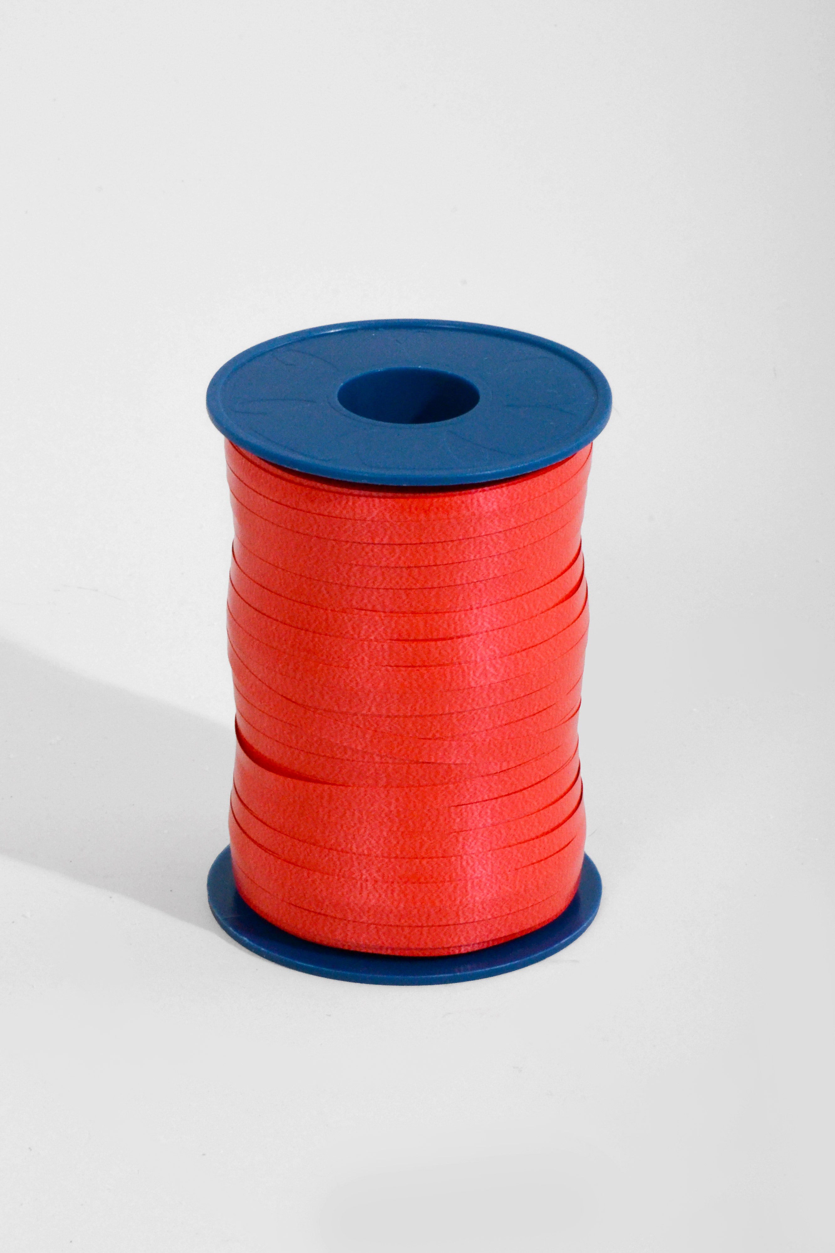 3/16" X 500Y Crimped Curling Ribbon Red