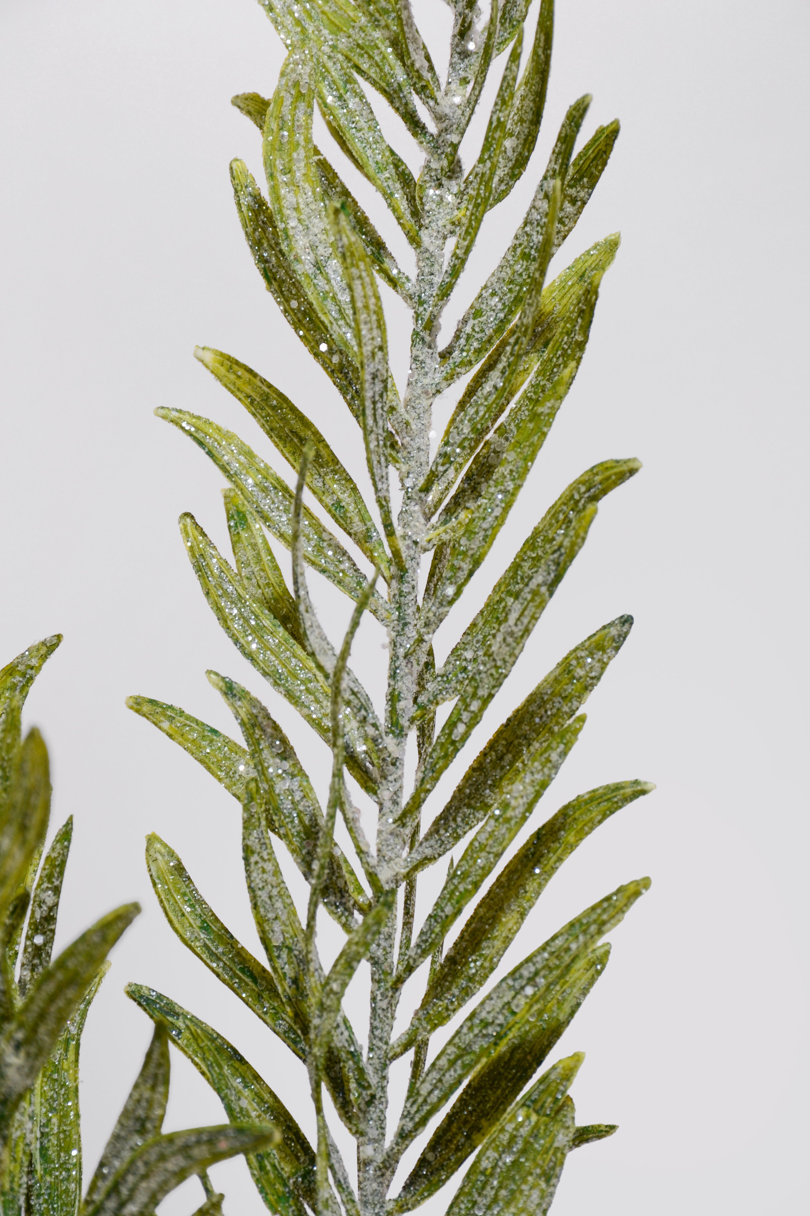 33" Artificial Glittered Yew Bundle Green