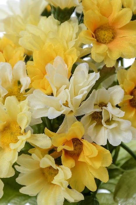 8" Mini Silk Daisy Bush Yellow