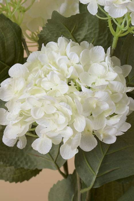 22" Silk Hydrangea Bush Cream/white