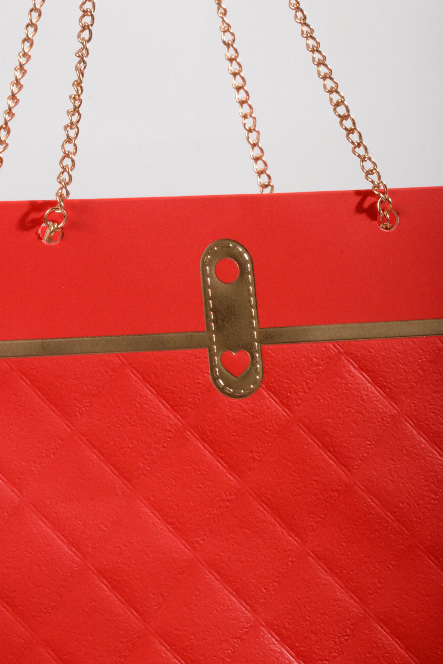 7"x 6"  Flower Paper Handbag W/Metal Chain Red Pkg 4
