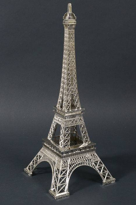 19" Metal Eiffel Tower Silver