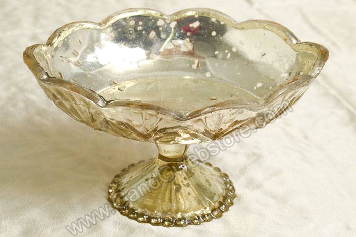 7.5" X 4.25" Oval Glass Carraway Stand Gold