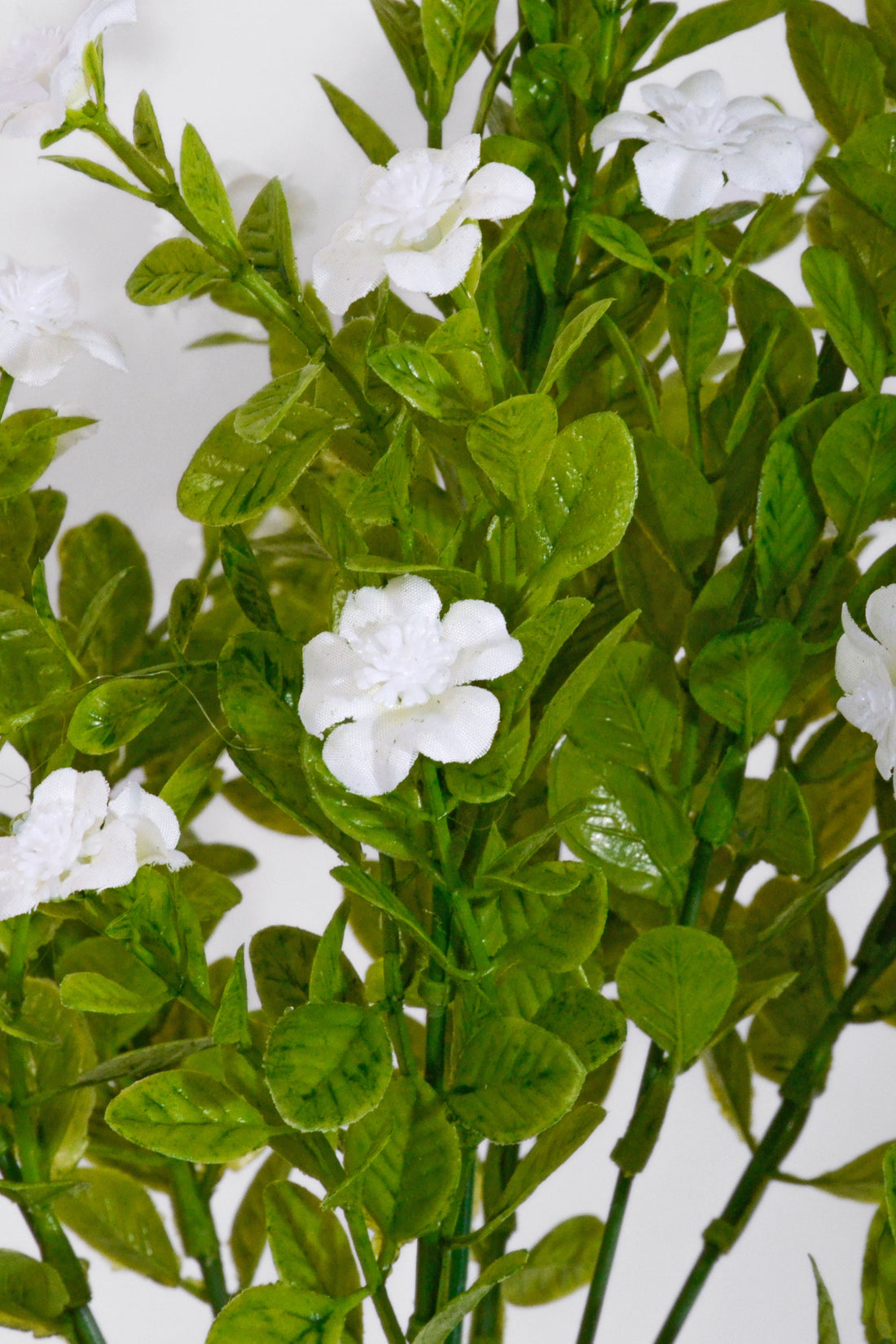 16" Artificial Filler Bush Cream