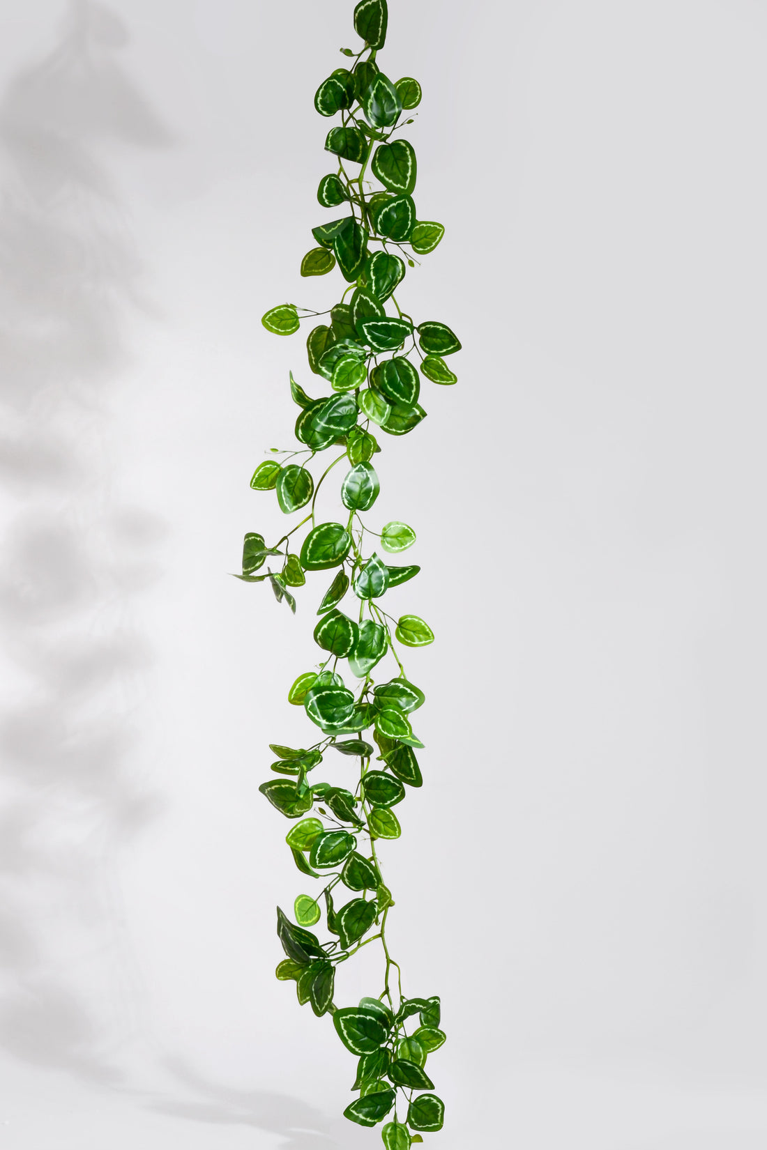 5.5Ft Artificial  Potho Leaf Garland Green